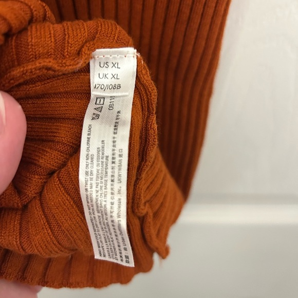 Ribbed Burnt Orange, Cropped Tank Top, Sz XL - Picture 5 of 5